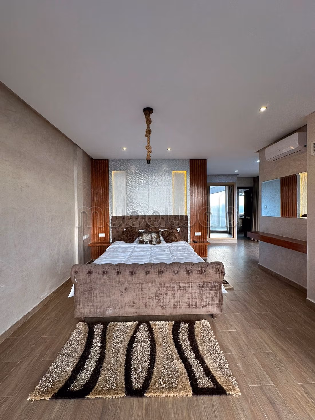 Maison de luxe à vendre à Rmilat. 5 grandes pièces. Bien meublé.