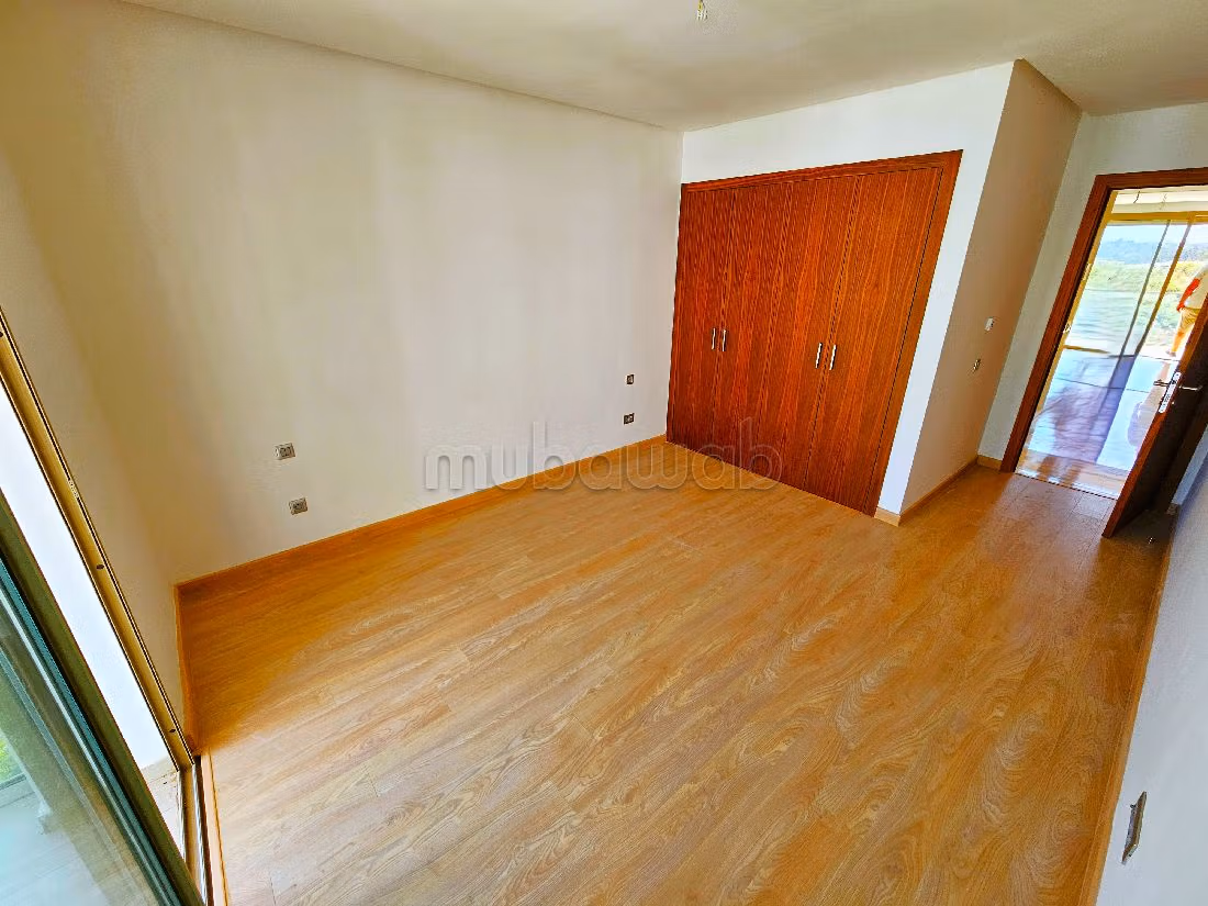 Apartment for rent in Souissi. Dimension 75 m². Fully furnished. 