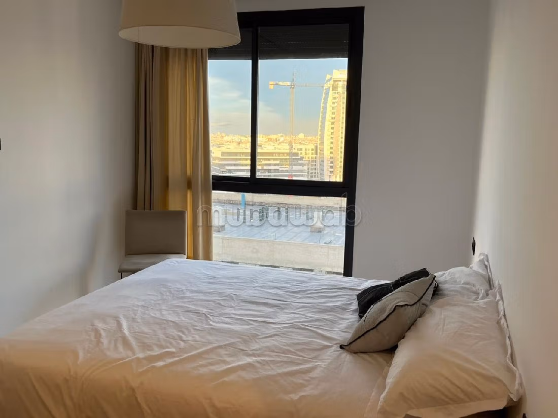 Bel appartement meublé à cfc