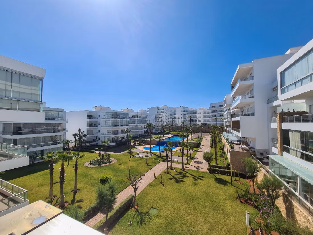 Appartementen huren. 5 Ruimtes. Volledig gemeubileerd. 