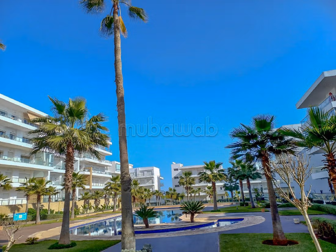 Appartementen huren. 5 Ruimtes. Volledig gemeubileerd. 