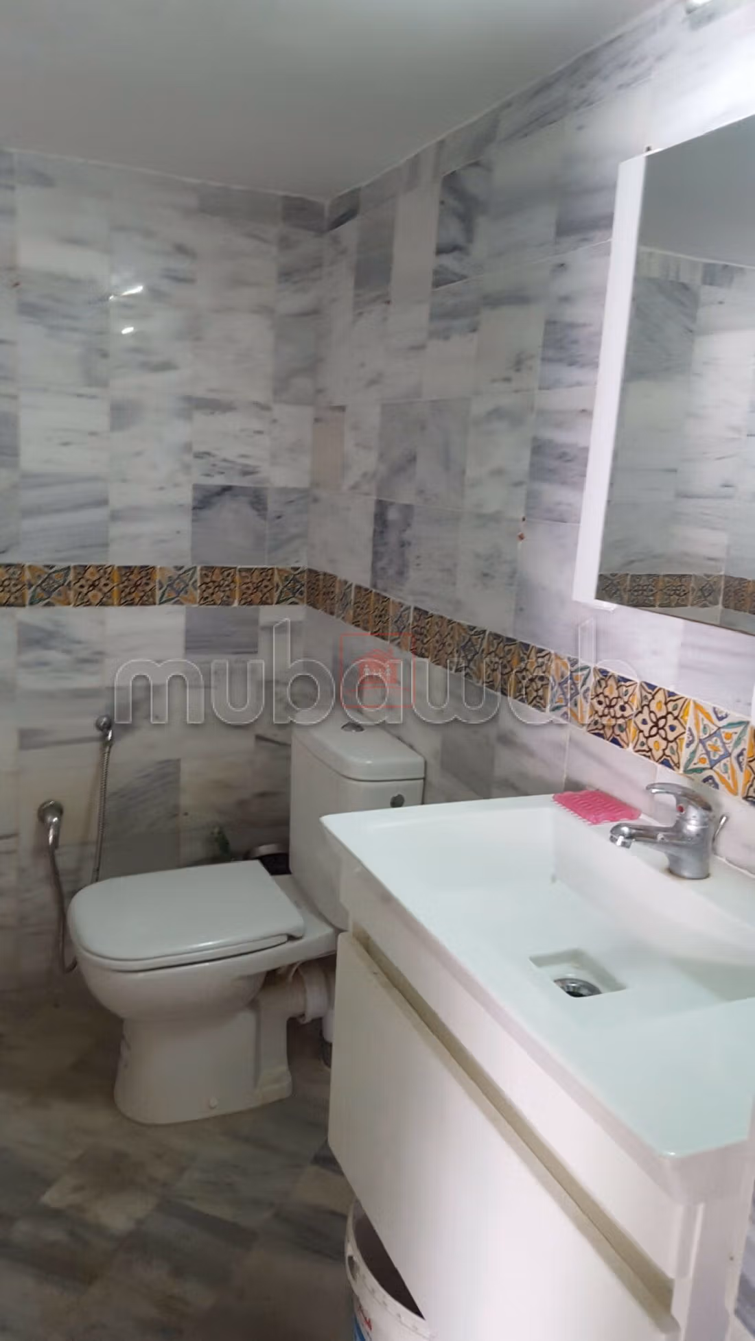 Splendida casa in affitto. Superficie totale 800 m². Cucina equipaggiata. 