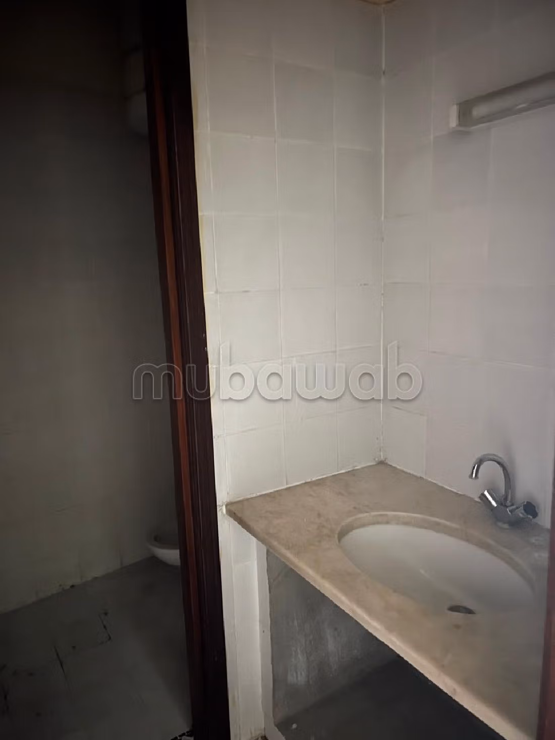 Offices for sale in El Hara. Dimension 109 m². 