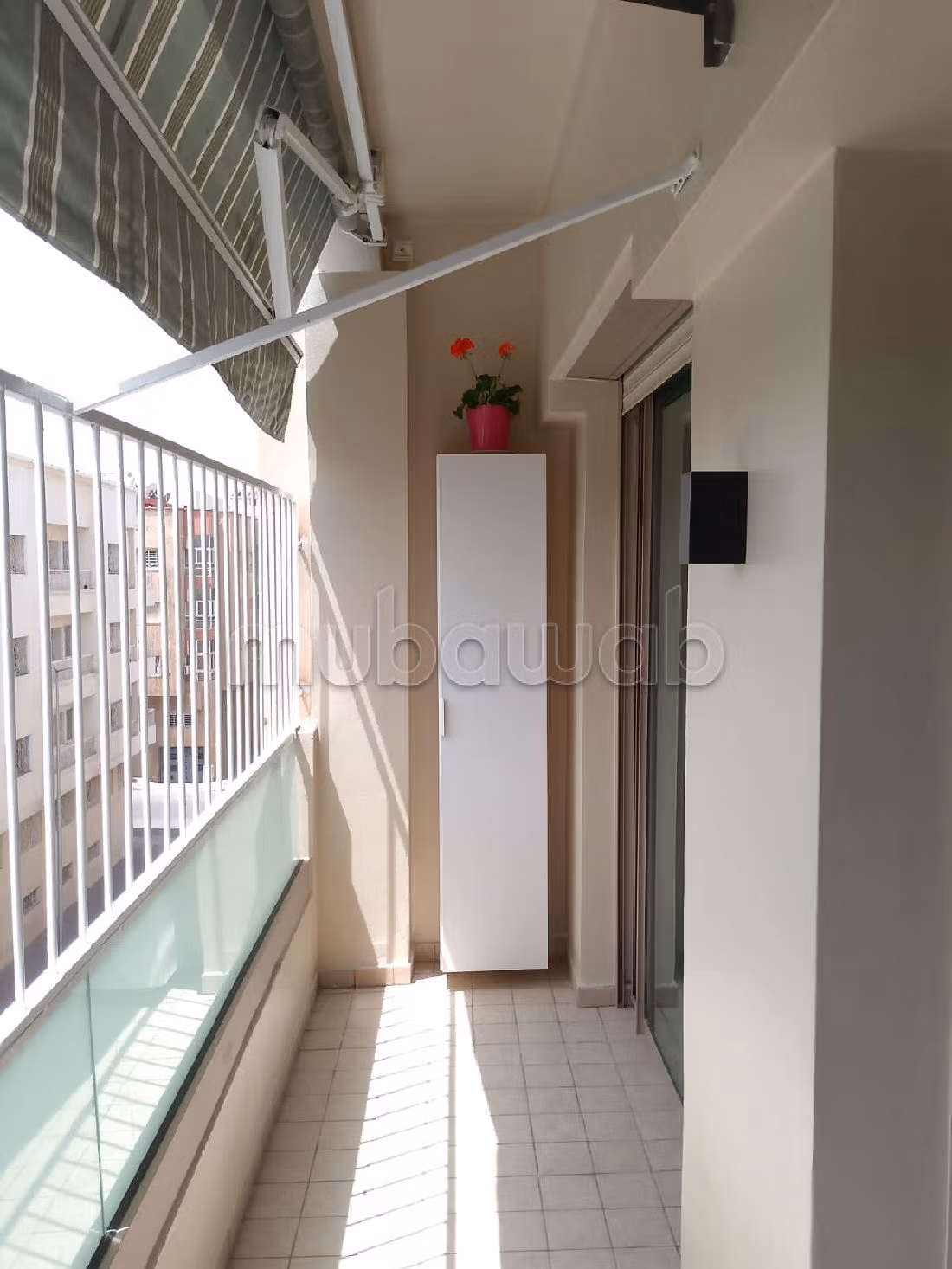 Appartementen te koop in Quartier Bachkou. 5 Ruimtes. Lift en garage