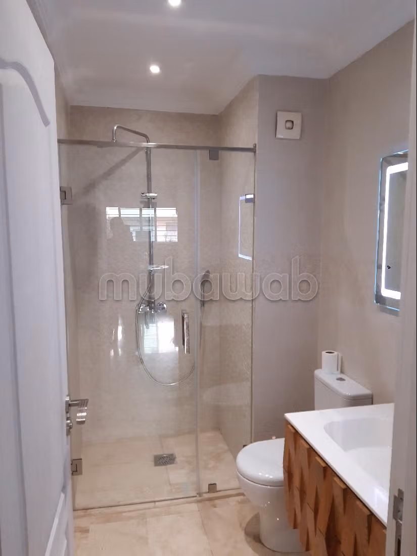 Apartment for sale in Quartier Bachkou. 2 lovely rooms. Well decorated