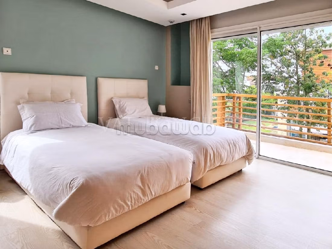 Meravigliosa villa in affitto a Bouskoura Ville. Superficie totale 640 m². Giardino, terrazzo. 