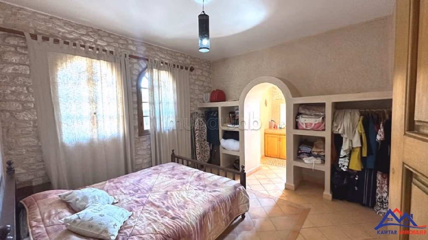 Alquiler de villa de alta gama en Route d'Agadir. Superficie de 2500 m². Espacios verdes, plazas de estacionamiento