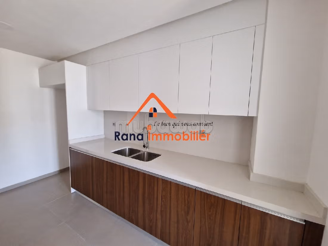 Appartement à louer sur Souissi Orangeraie