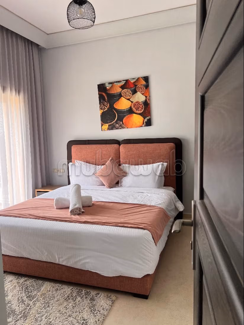 Magnifique villa à louer pour vos vacances à Route de l'Ourika. 6 pièces confortables. Cheminée et concierge