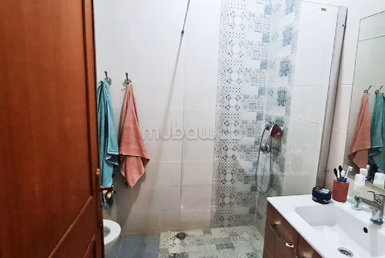 Beautiful apartment for sale in Mimosas. 3 rooms. Living room with Moroccan decor, General satellite dish system