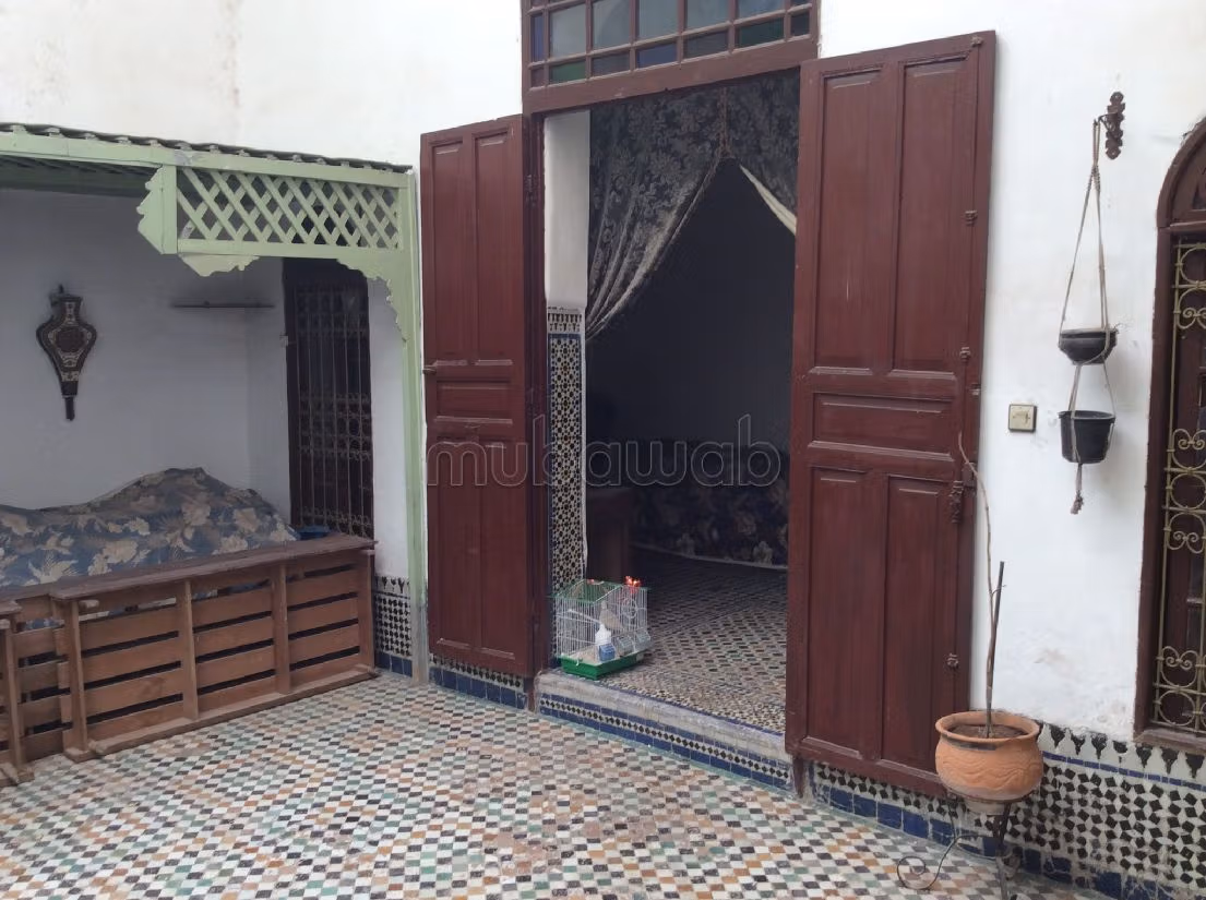 Riads kopen in Talaa. 5 Kamers. Garage en mooi terras. 