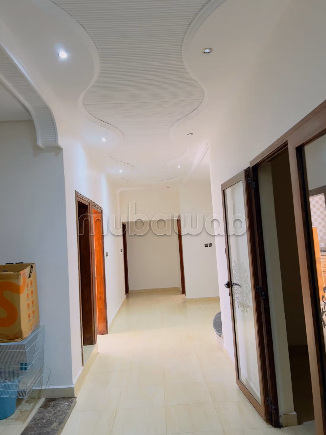 Magnificent villa for sale in CGI. 6 comfortable rooms. Quiet sorroundings with mountain view, central heating. 