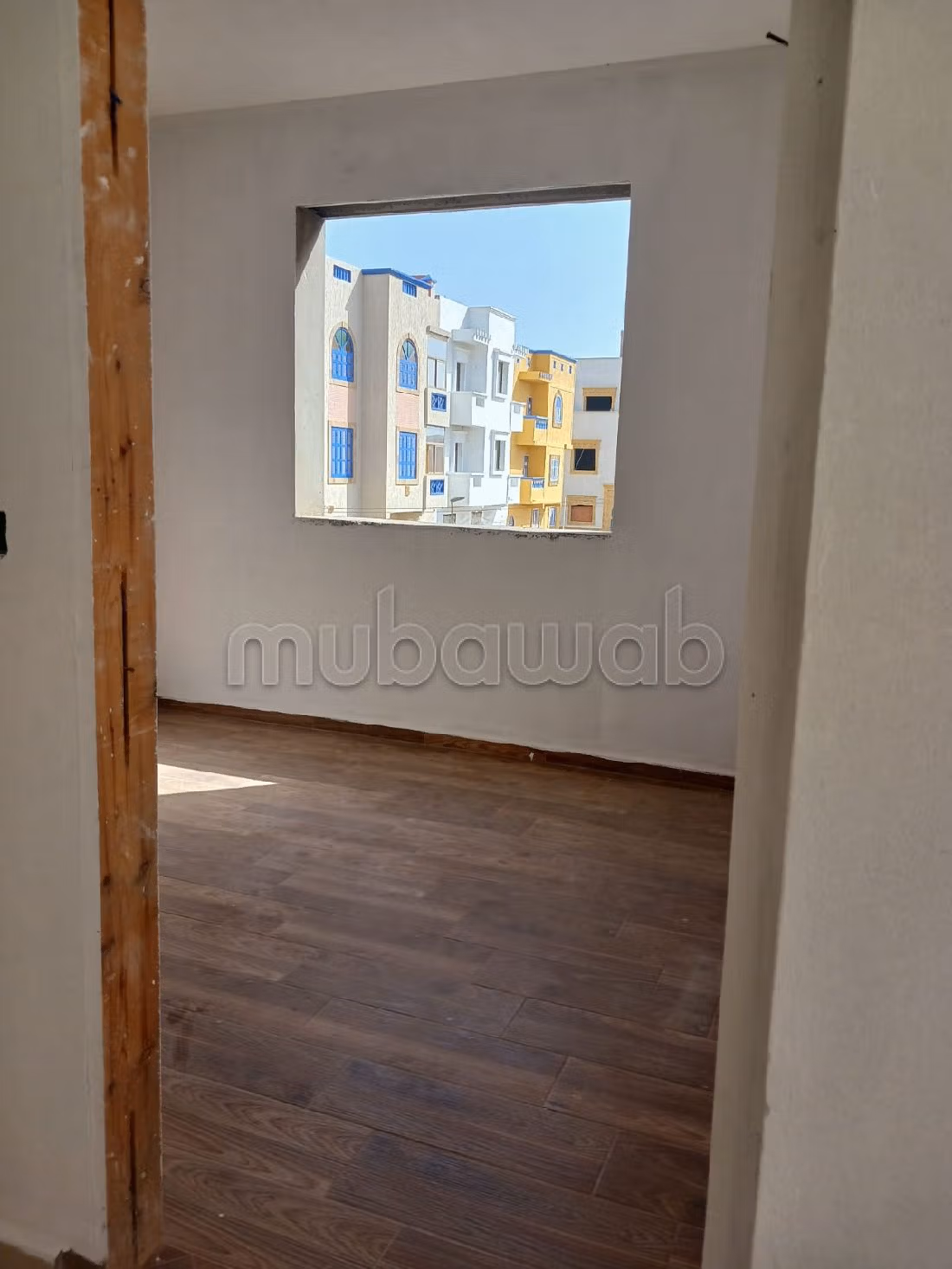 شقة رائعة للبيع ب أركانة. 3 غرف. منظر مطل على البحر.