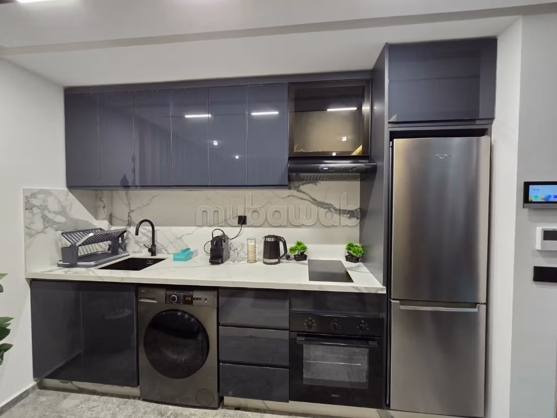 Appartamento in affitto a Oasis. 2 locali spaziosi. Con garage e ascensore.