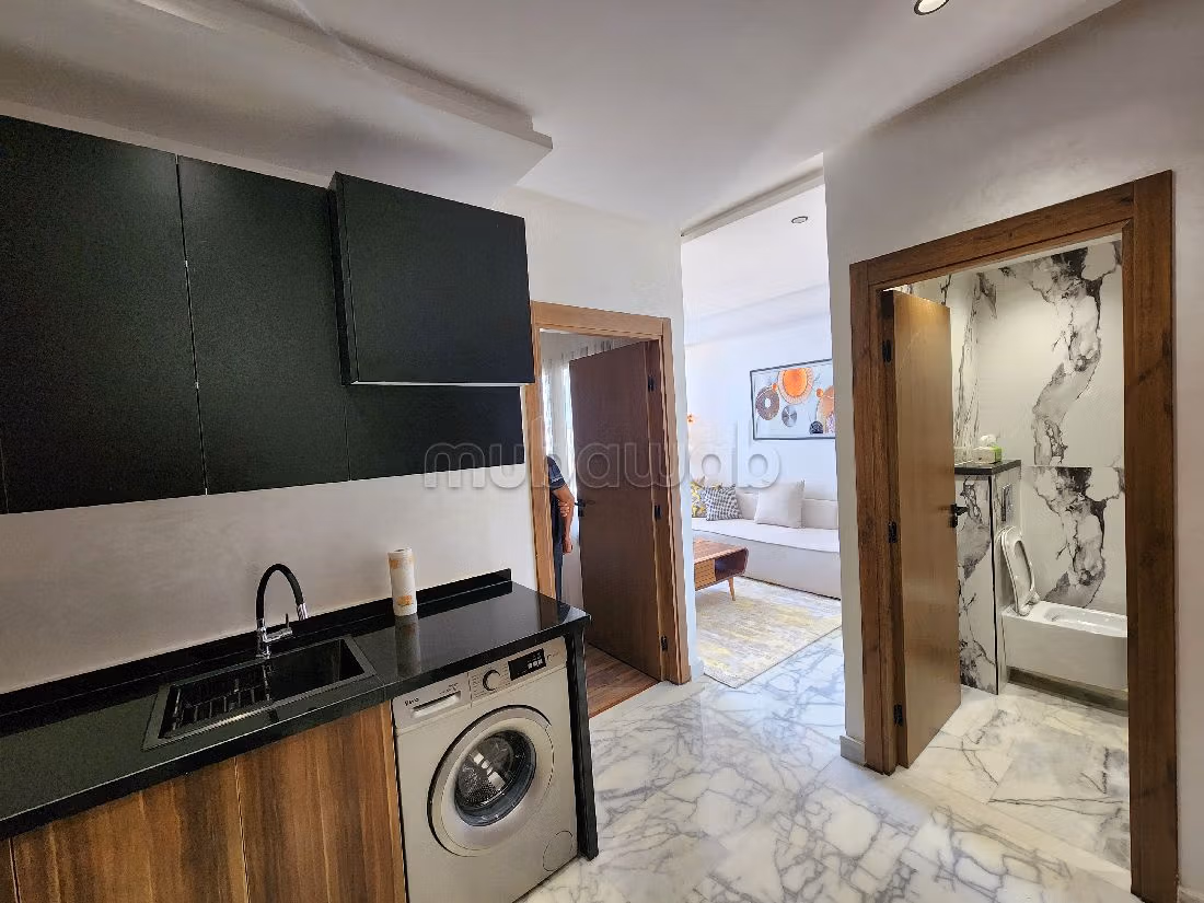 Apartments for rent in Oasis. Dimension 50 m². Reinforced door, satellite dish.
