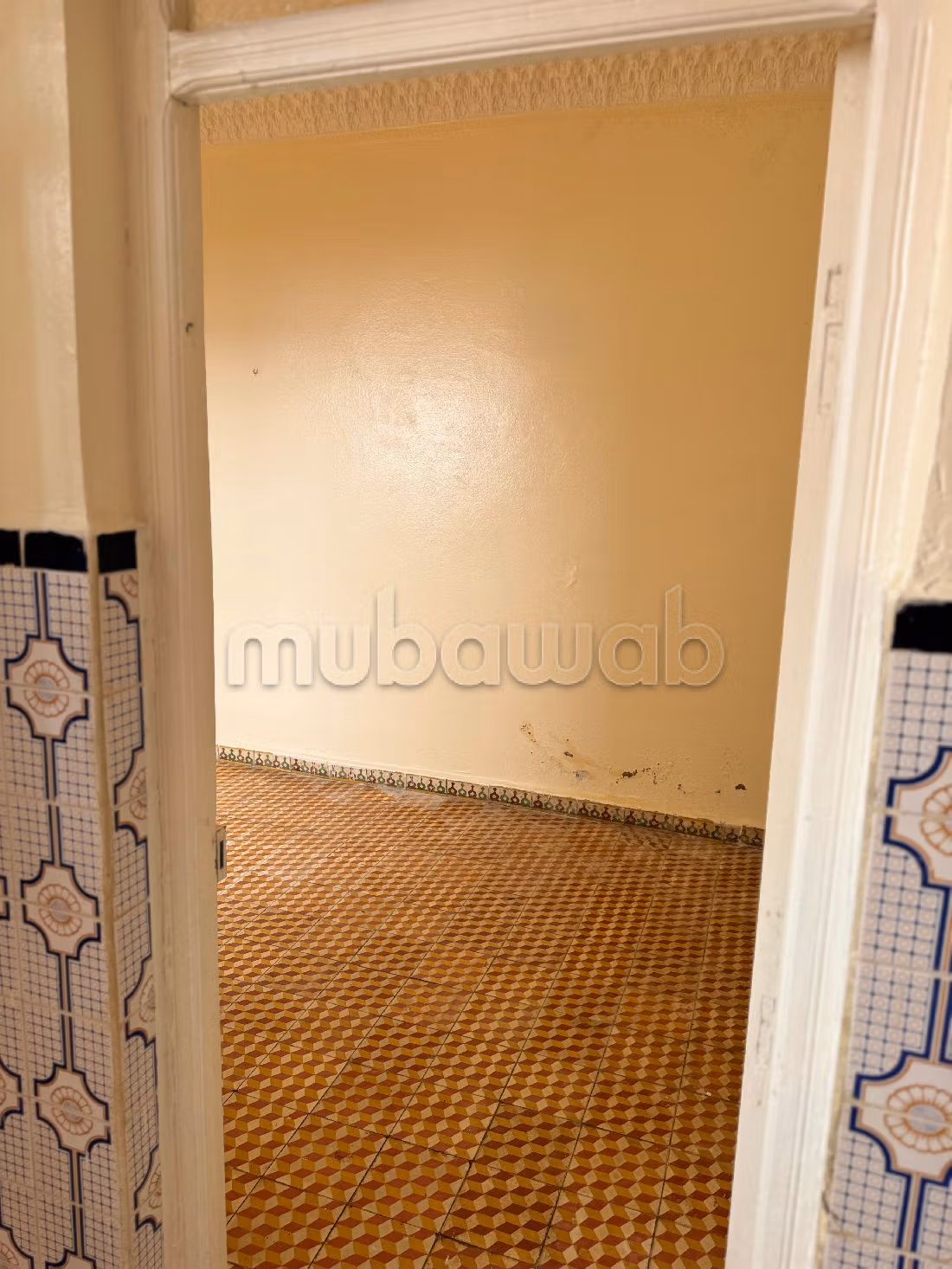 Magnífica casa en venta. 6 bonitas habitaciones. Balcón