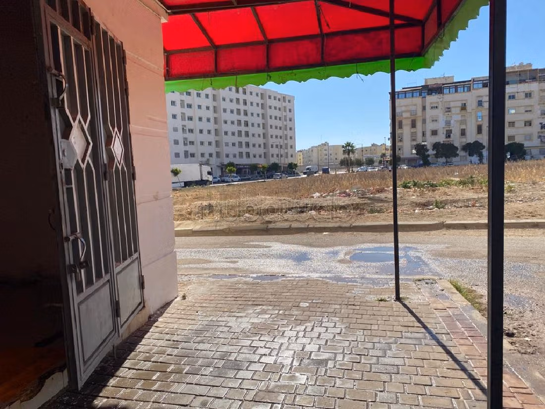 Magasin à vendre Gzenaya Zone Franche à Tanger
