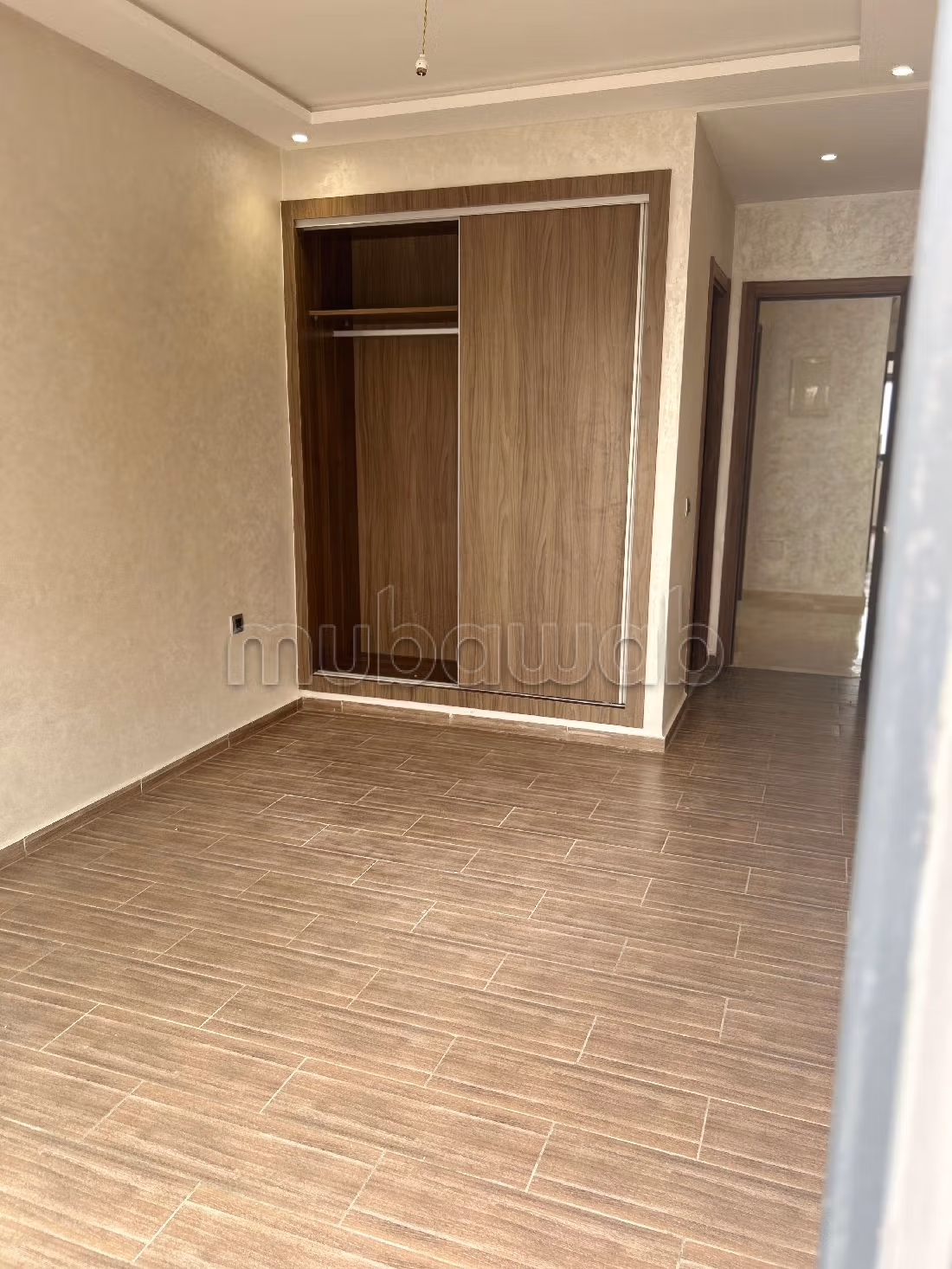 شقة للبيع ب برنوصي. 1 قطعة. مطبخ مع فرن