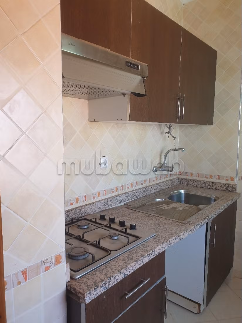 شقة للبيع بي ودلاو قريبة للبحر وسنطرو