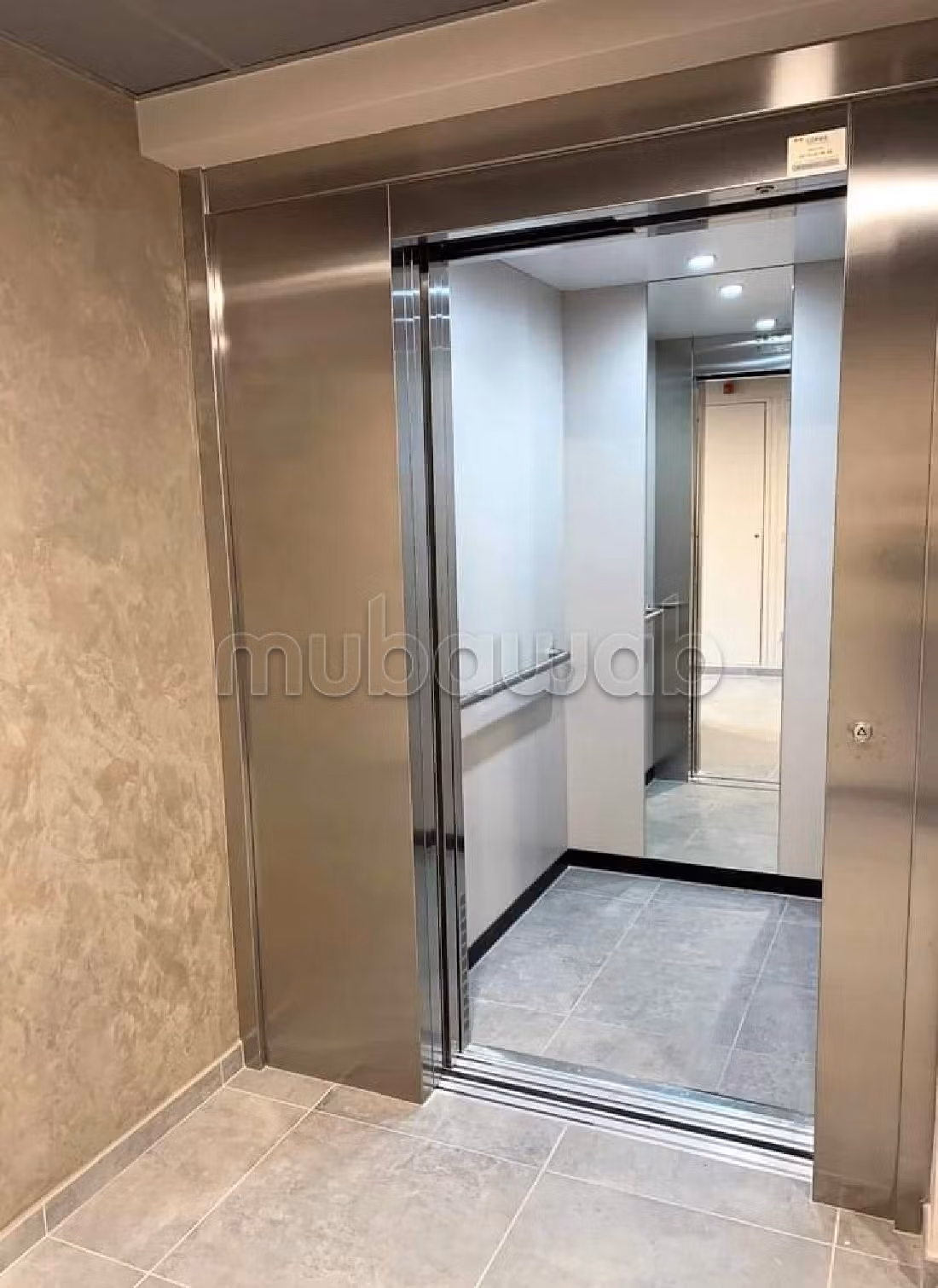 شقة همزة للبيع ثمن جد مناسب