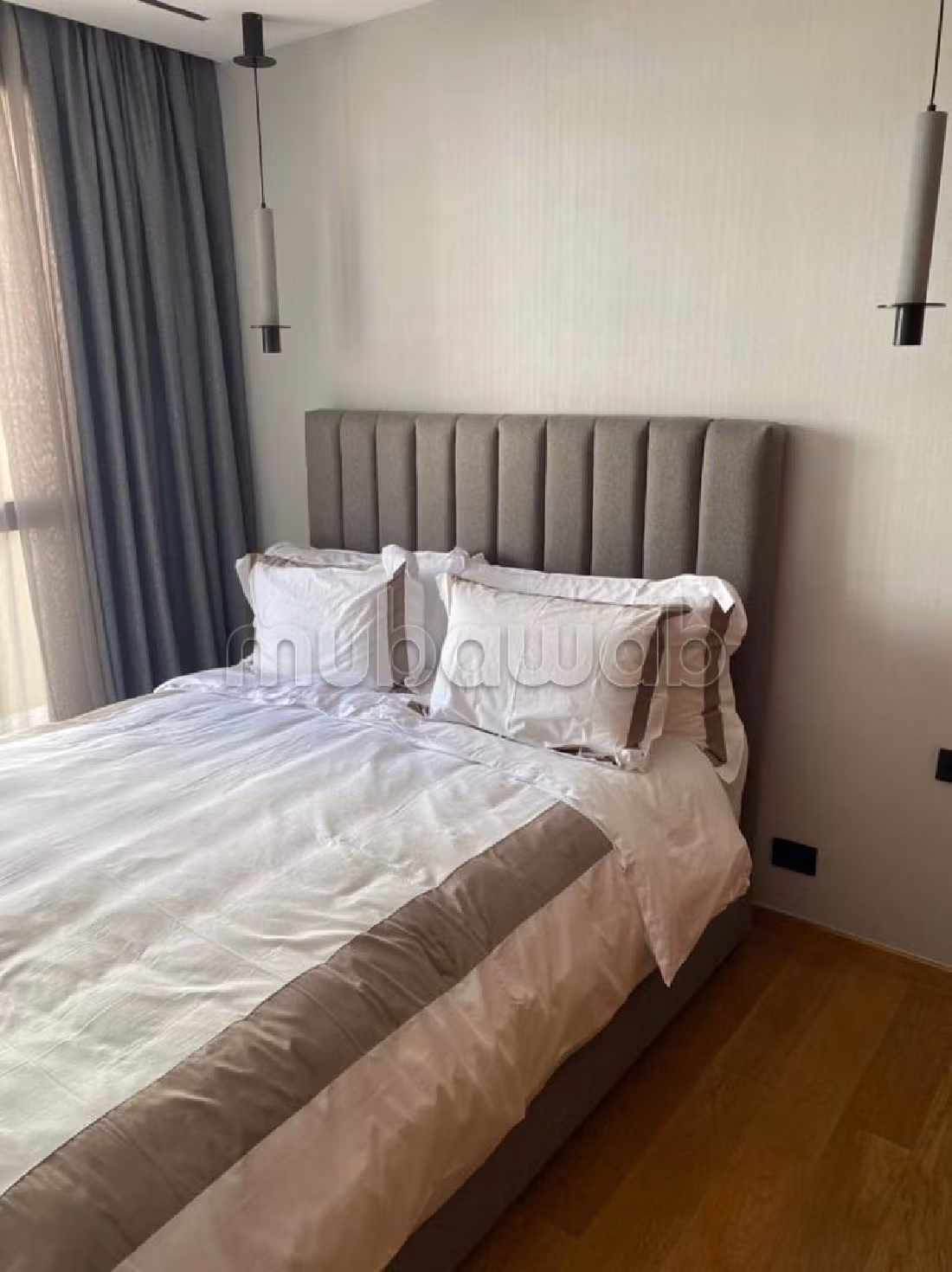 Te koop: appartementen in Souissi. Totale oppervlakte 200 m². Terras en lift. 