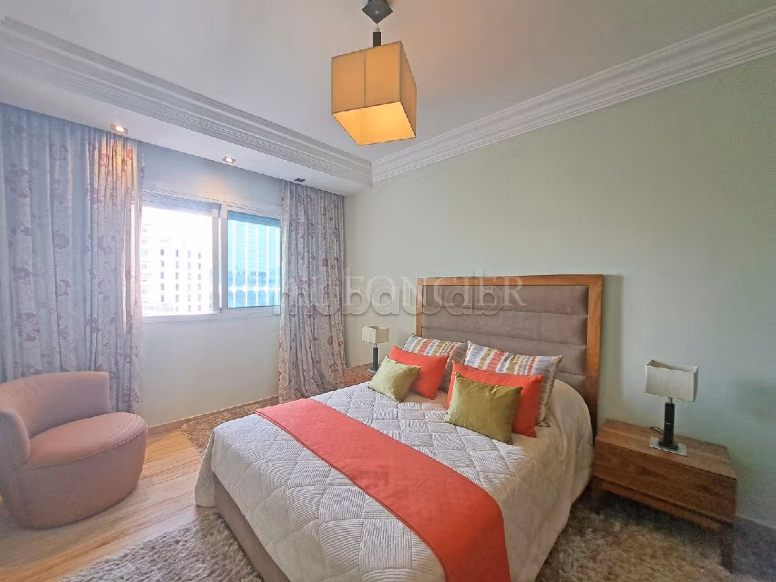 Location très bel appartement meublé 165m2 3chambres avec balcon Palmier, Casablanca