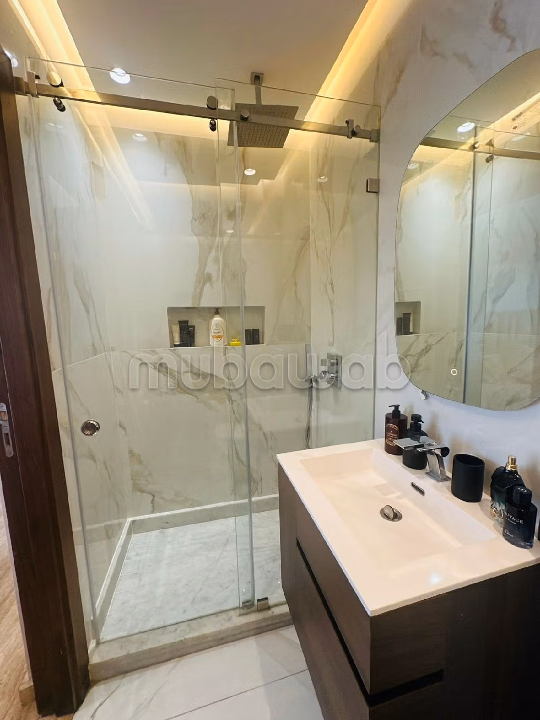 Villa rénovée à vendre en résidence fermée à casa