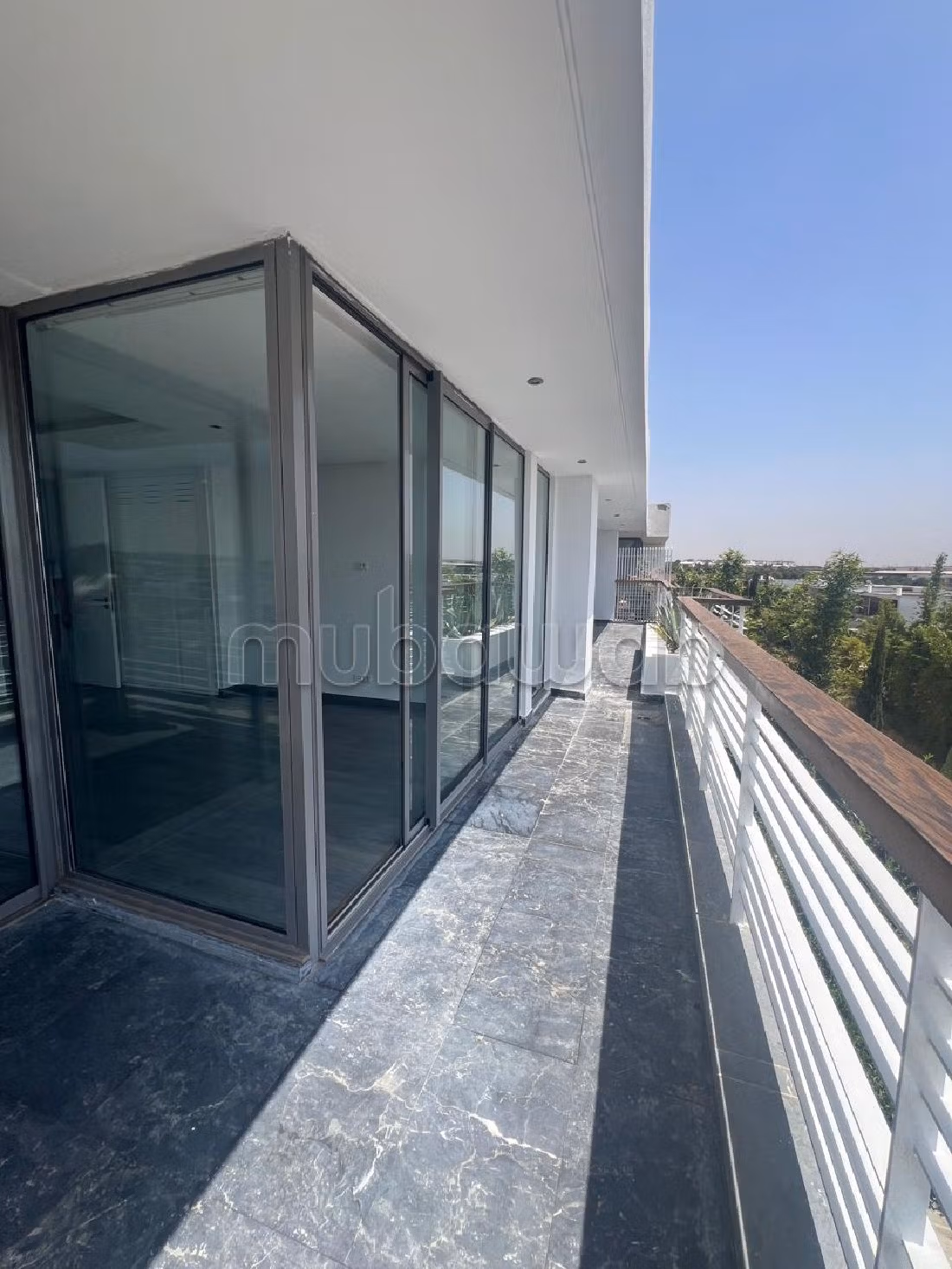 Appartement à louer à Bouskoura ville verte