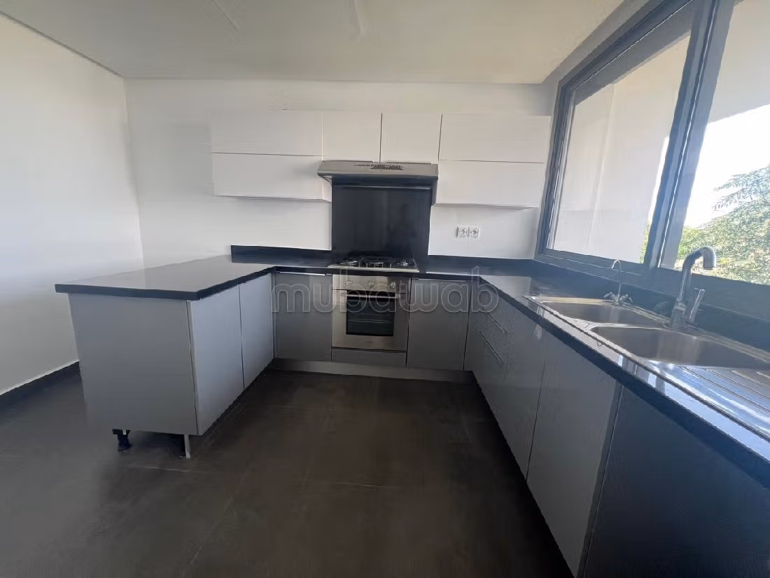 Appartement à louer à Bouskoura ville verte