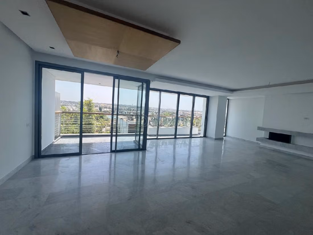 Appartement à louer à Bouskoura ville verte