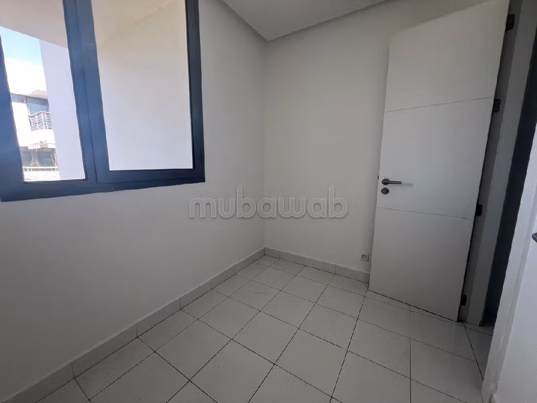 Appartement à louer à Bouskoura ville verte