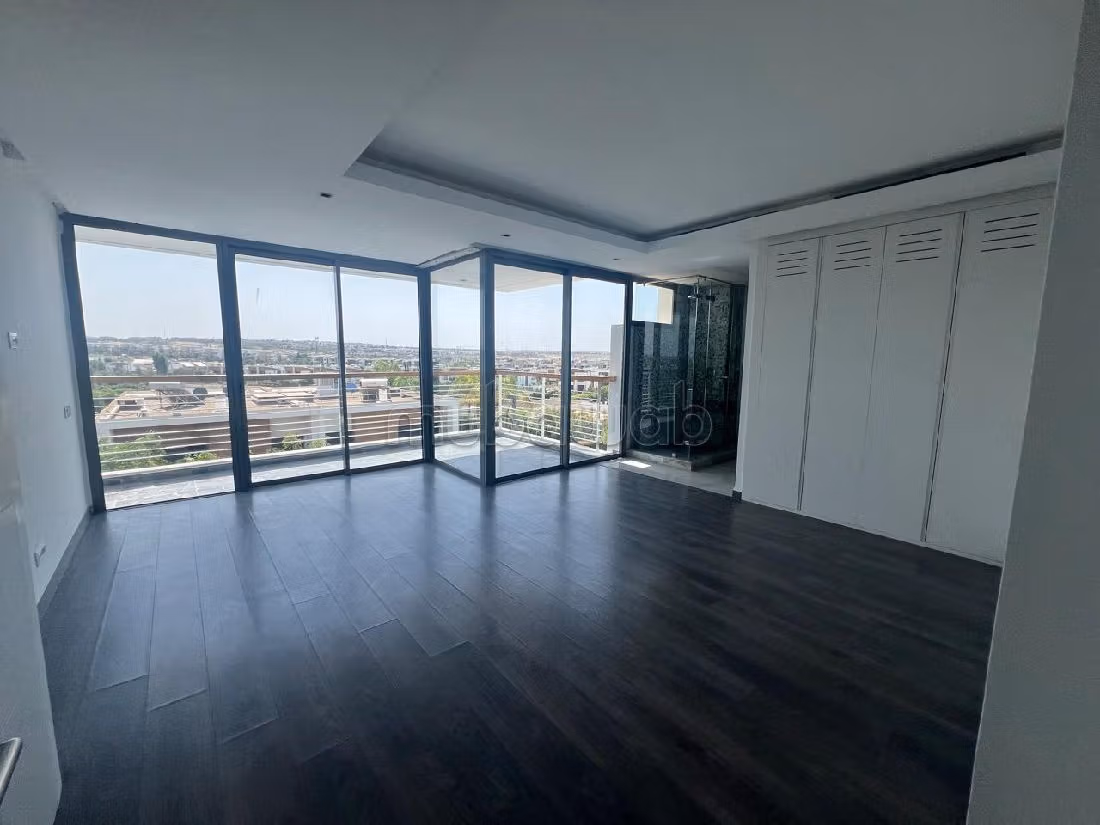 Appartement à louer à Bouskoura ville verte