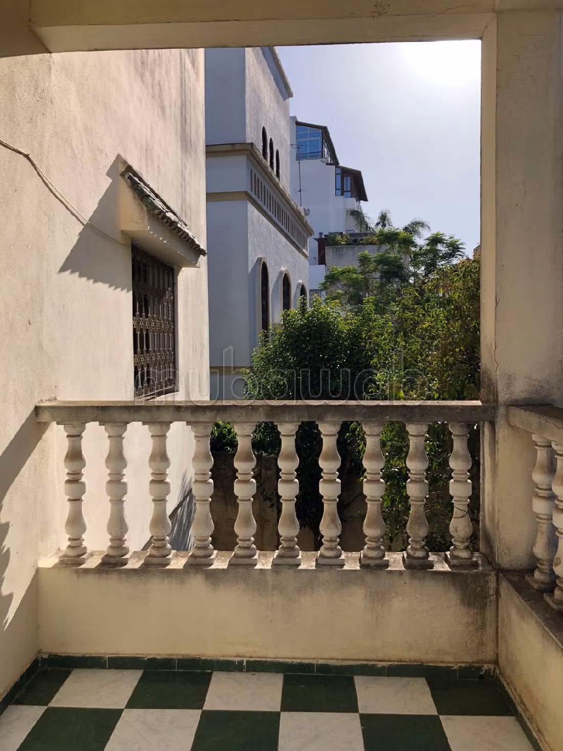 Kopen: villa's en luxe woningen in Marchan. 4 Kamers. Garage en mooi terras. 