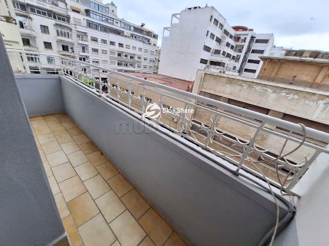 Appartement 214 m² Domotisé à Vendre Belvédère