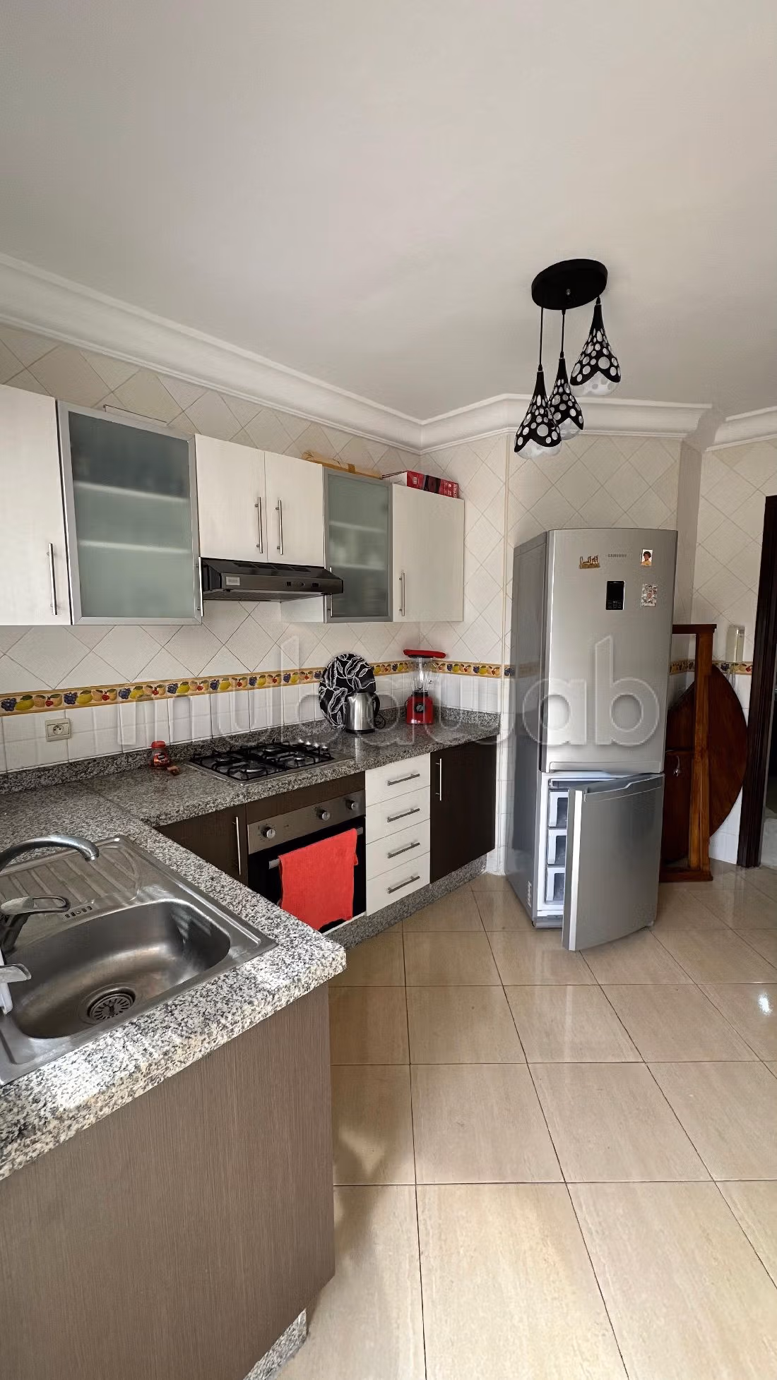 A vendre Appt 116m2 3ch 
Hopitaux