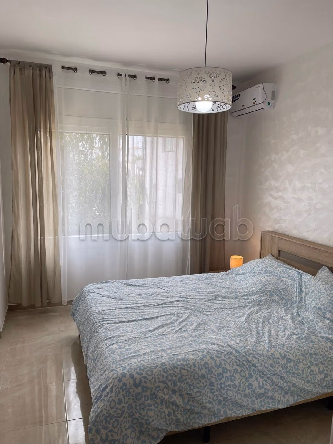 Bel appartement à vendre à Achakar. Surface de 80 m². Bien meublé