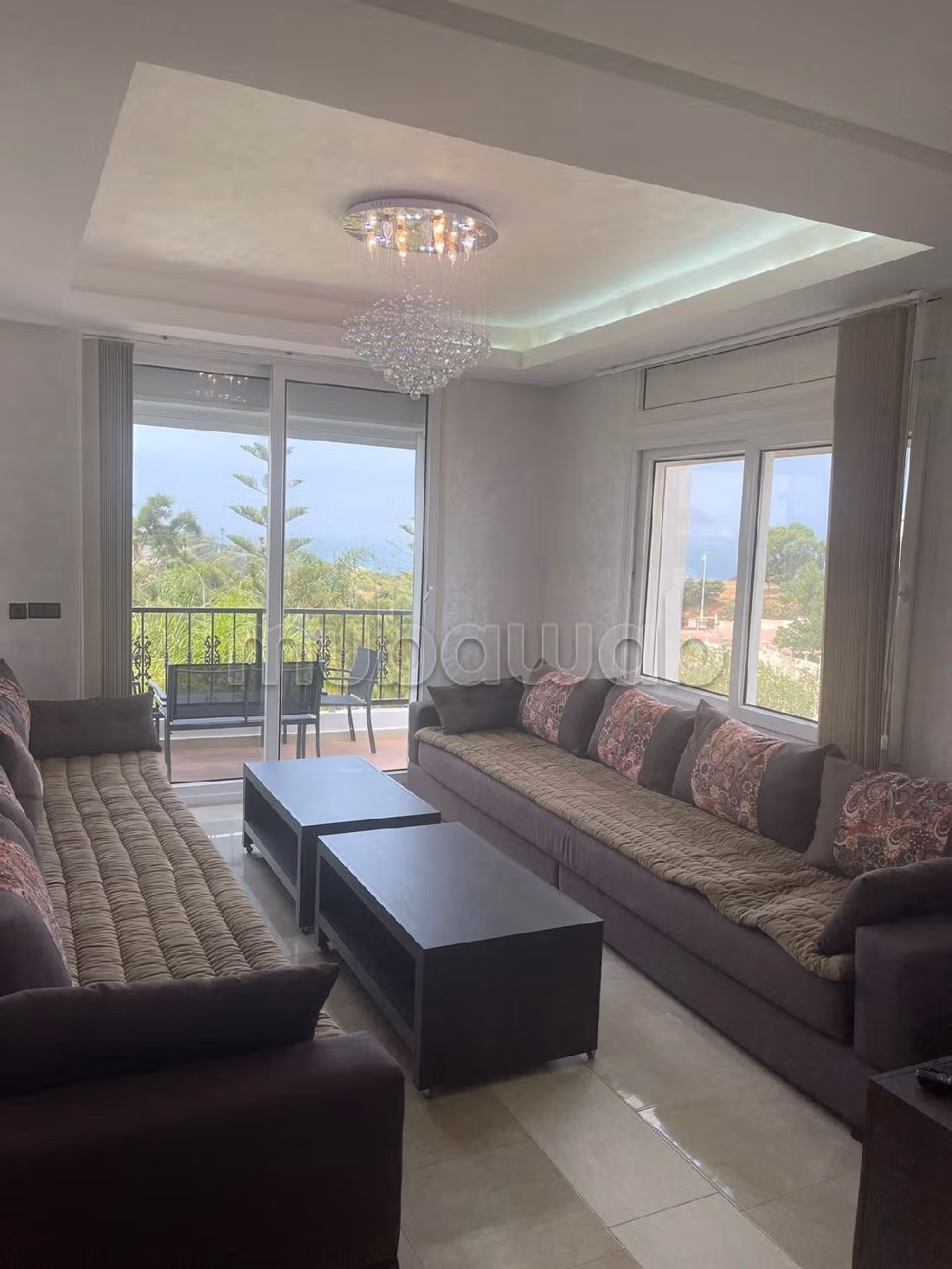 Bel appartement à vendre à Achakar. Surface de 80 m². Bien meublé