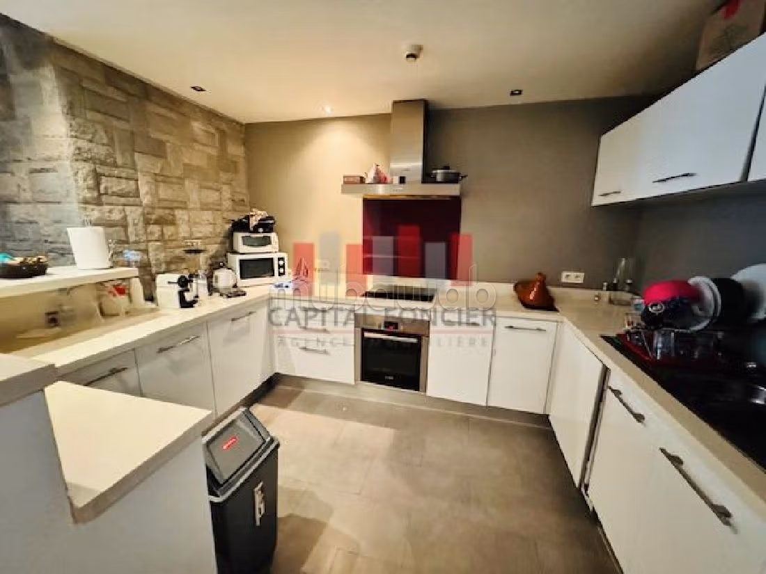 Koopappartementen in Gauthier. Oppervlakte 136 m². Lift en terras