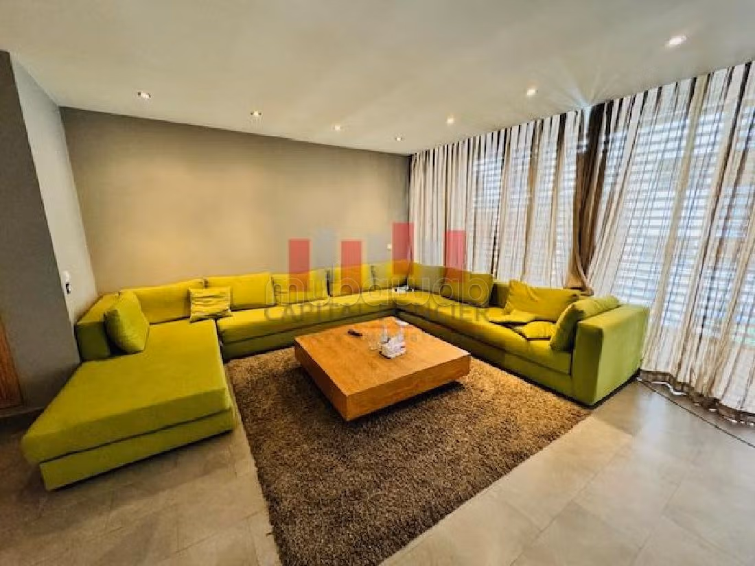 Koopappartementen in Gauthier. Oppervlakte 136 m². Lift en terras