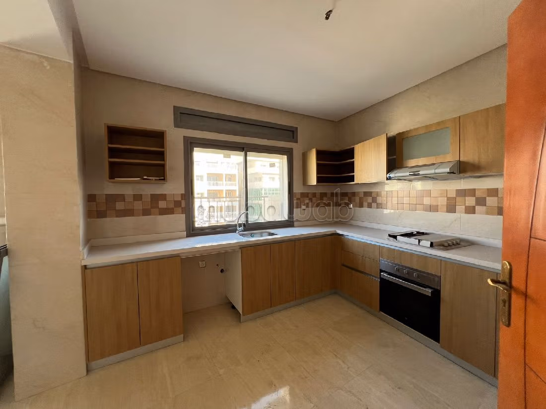 Kopen: appartementen in Castilla. 3 Kamers. Terras en lift. 