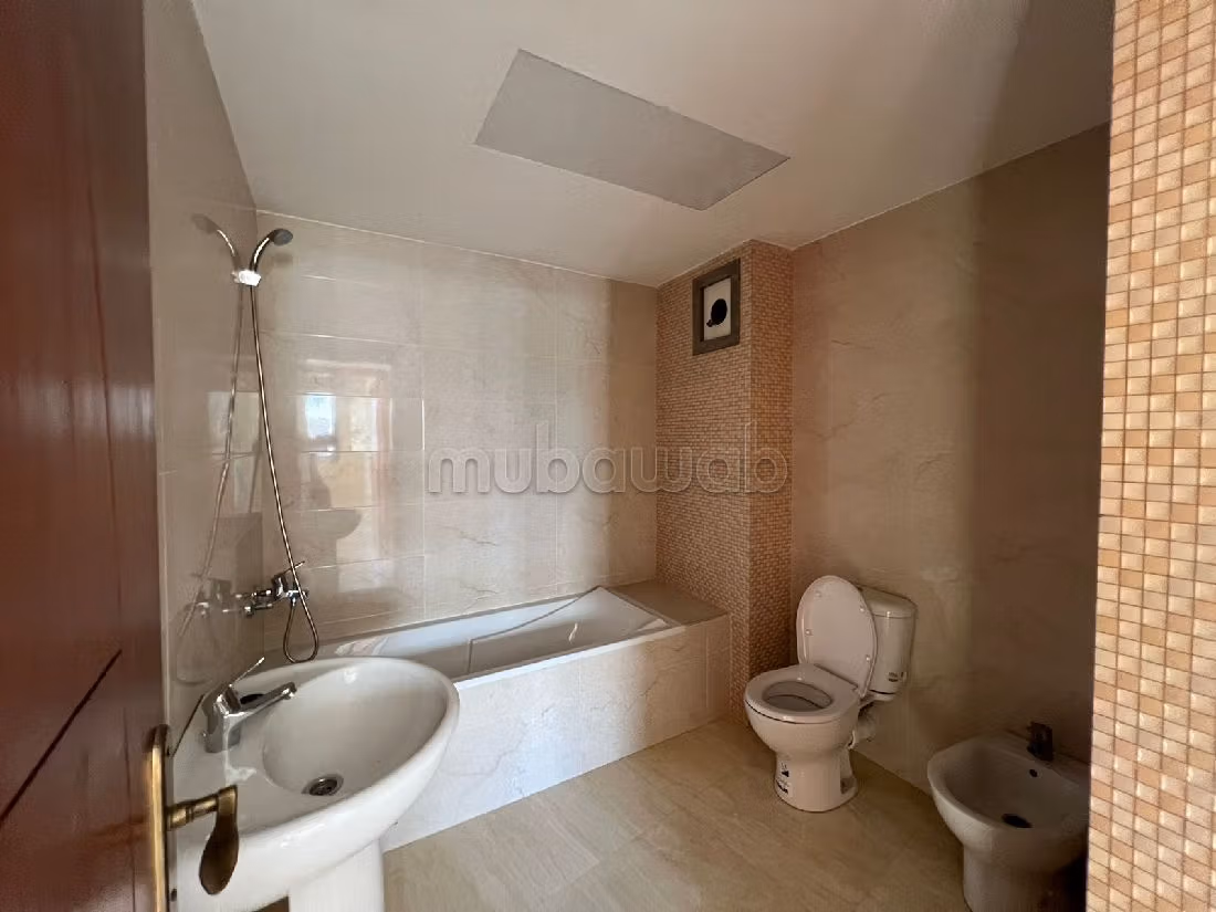 Kopen: appartementen in Castilla. 3 Kamers. Terras en lift. 