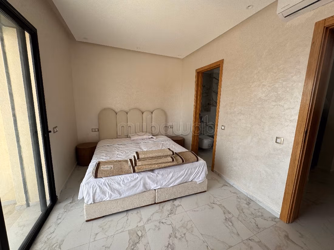 Te huur: villa's en luxe woningen in Route Amizmiz. Oppervlakte 300 m². Gemeubileerd.