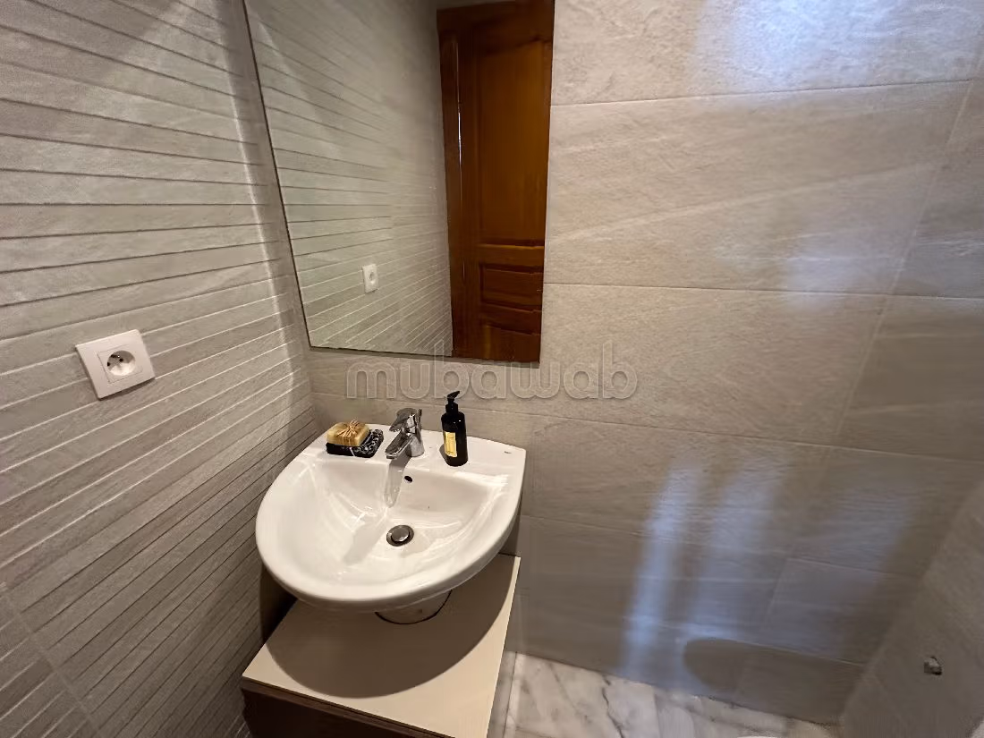 Appartamento in affitto a Oasis. 3 ampi locali. Ammobiliato