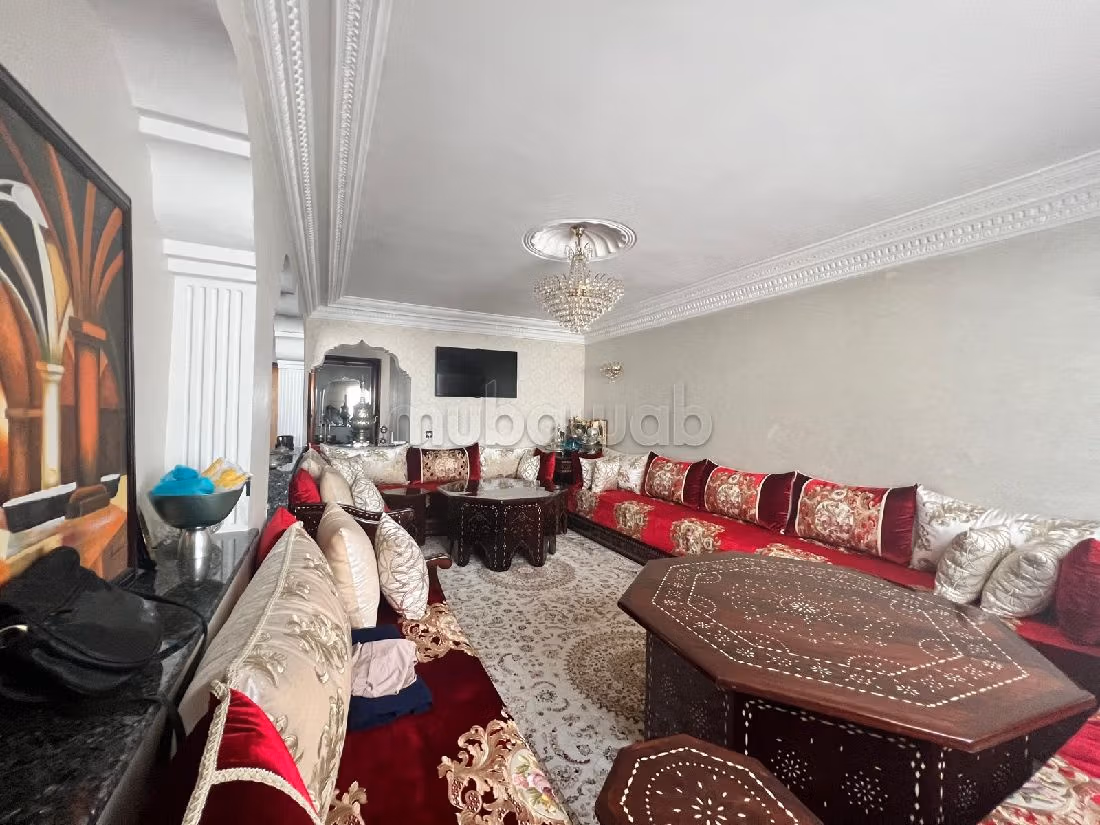 شقة للشراء ب فرونسفيل. 4 غرف جميلة. مصعد ومرآب. 