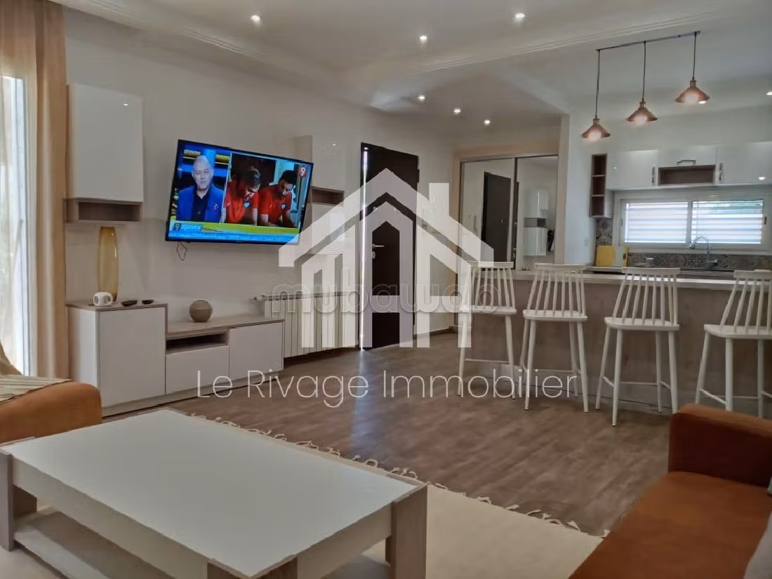 Rent this apartment in La Marsa. Dimension 250 m². New furniture. 