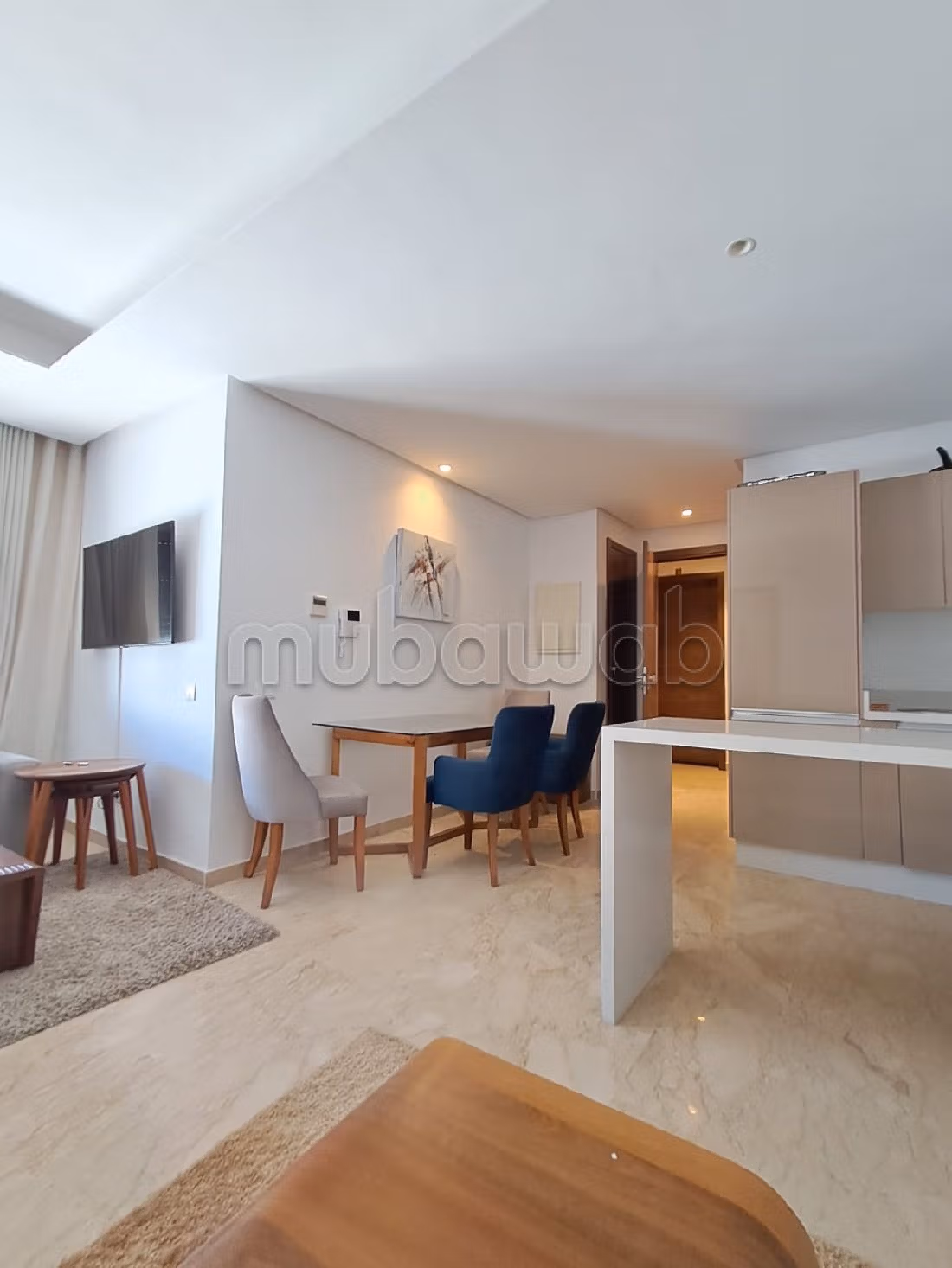 Studio meublé sur quartier z