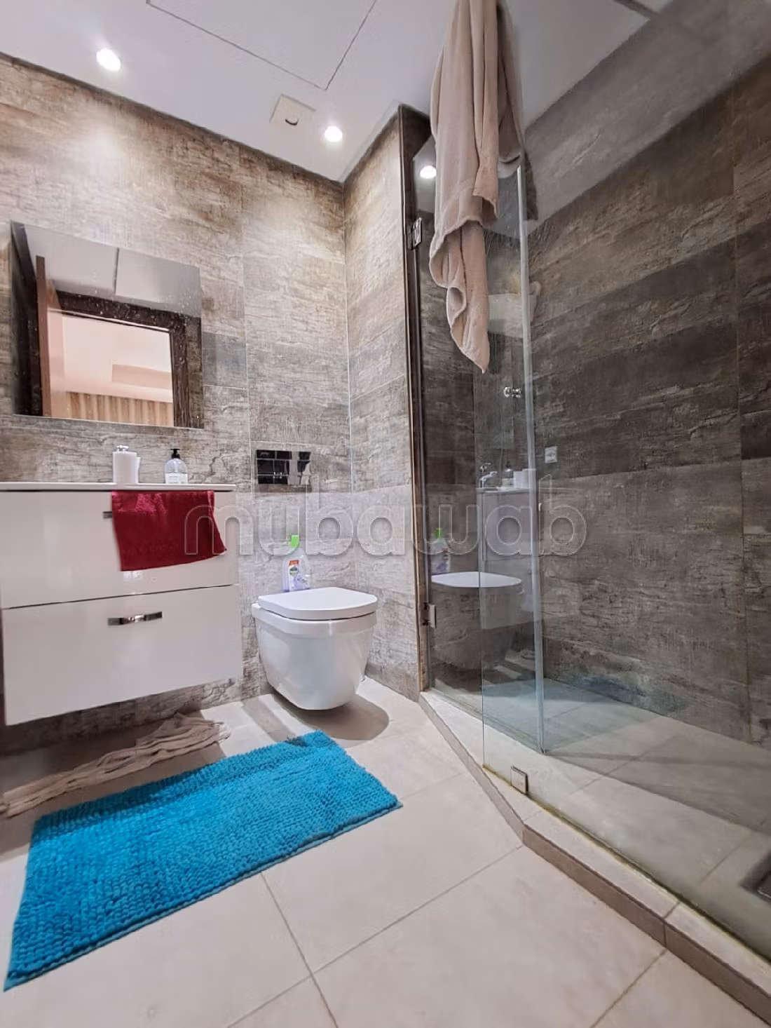 Studio meublé sur quartier z