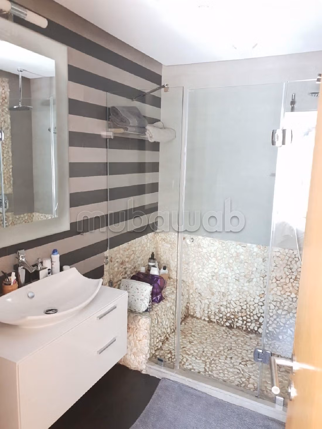 Splendido appartamento da acquistare a Casablanca Marina. Superficie totale 130 m². Arredato