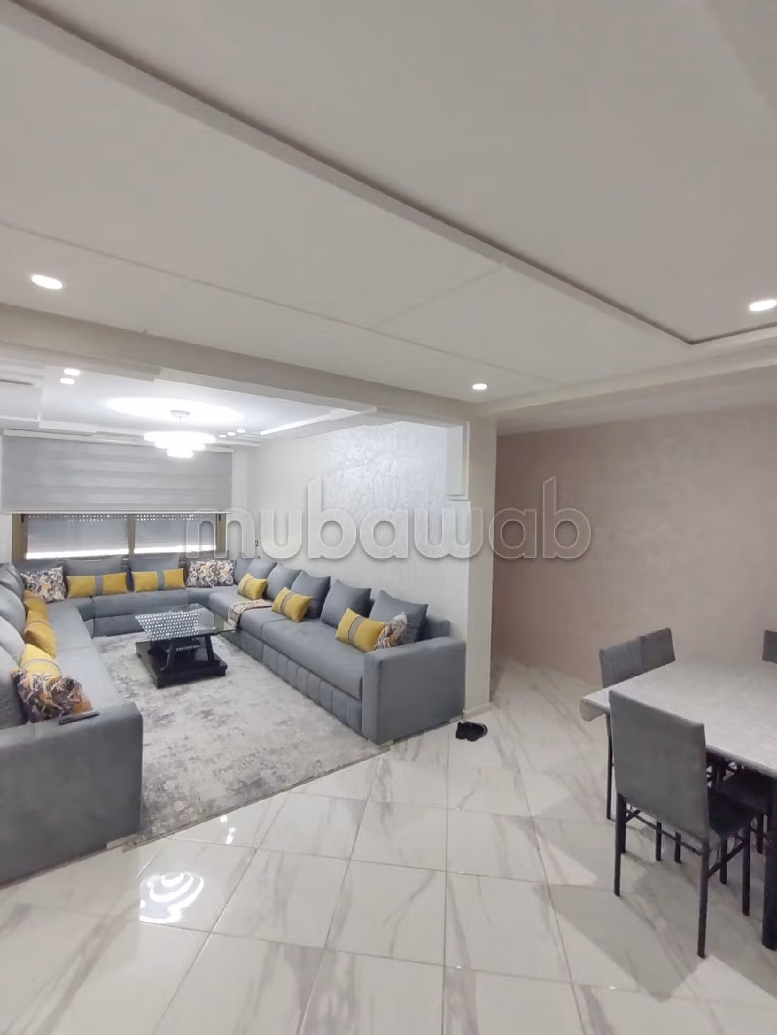 Bel appartement en location à Castilla. 2 belles chambres. Meublé.