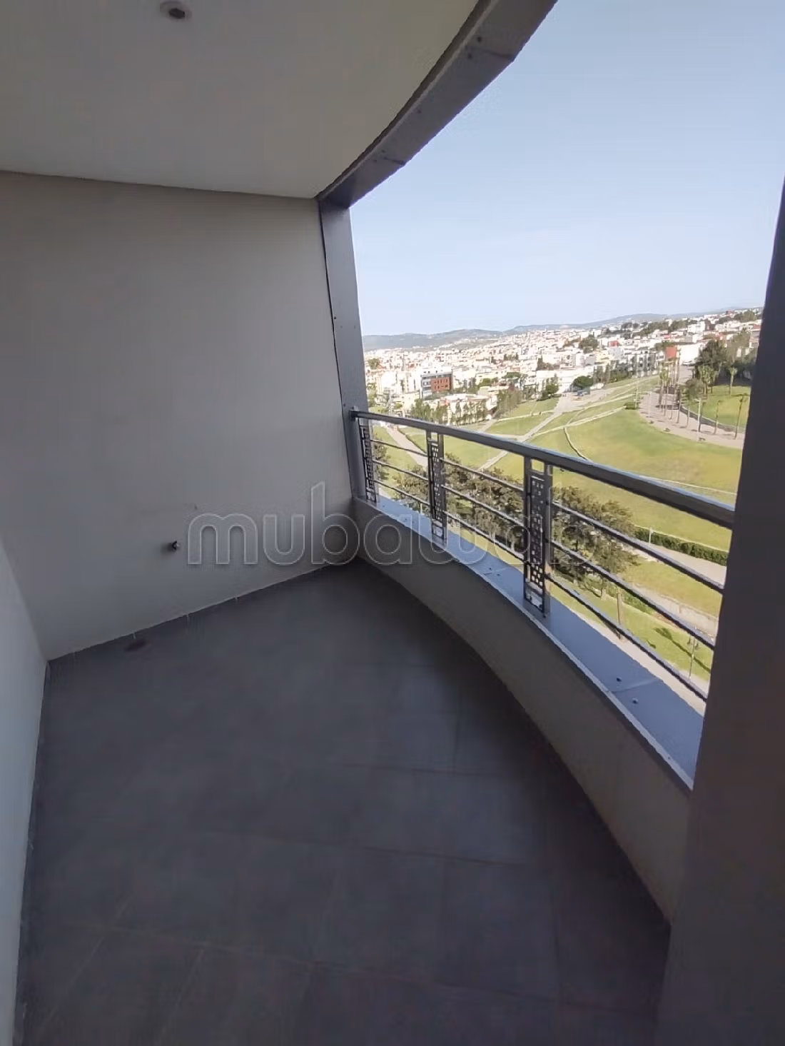 Bel appartement en location à Castilla. 2 belles chambres. Meublé.